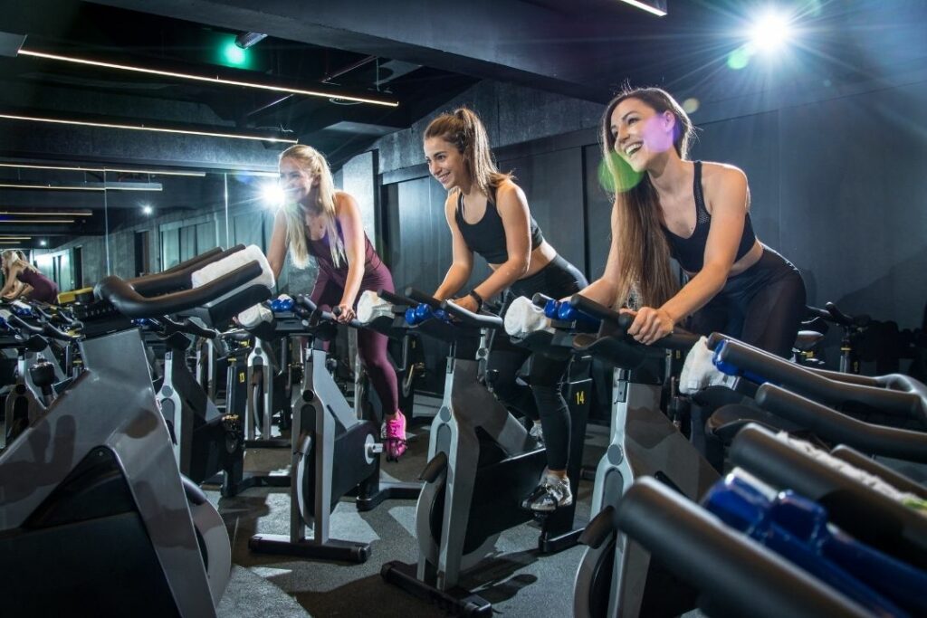 salle de sport à Peschadoires  : ouverture, prix, pas cher, avec piscine, pour femme