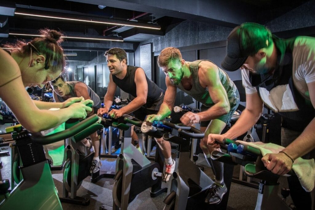 salle de sport à Peschadoires  : ouverture, prix, pas cher, avec piscine, pour femme